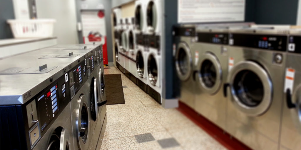 Dịch vụ giặt hấp quần áo cao cấp