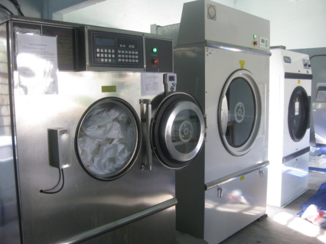 Dịch vụ giặt hấp quần áo cao cấp