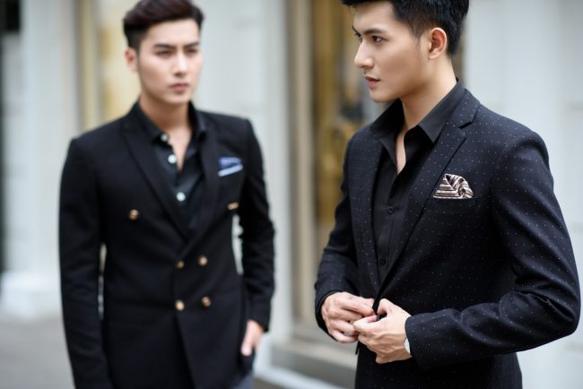 dịch-vụ-giặt-hấp-áo-vest-tại-quận-7